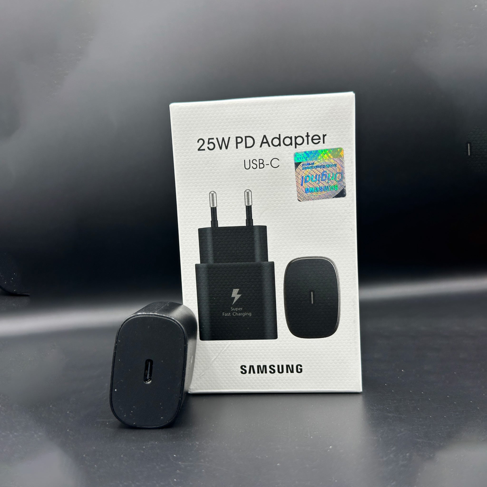 25W USB-C PD Fast Charger Adapter - Super Fast Charging for iPhone & Android